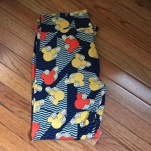 Lularoe Disney Tc leggings